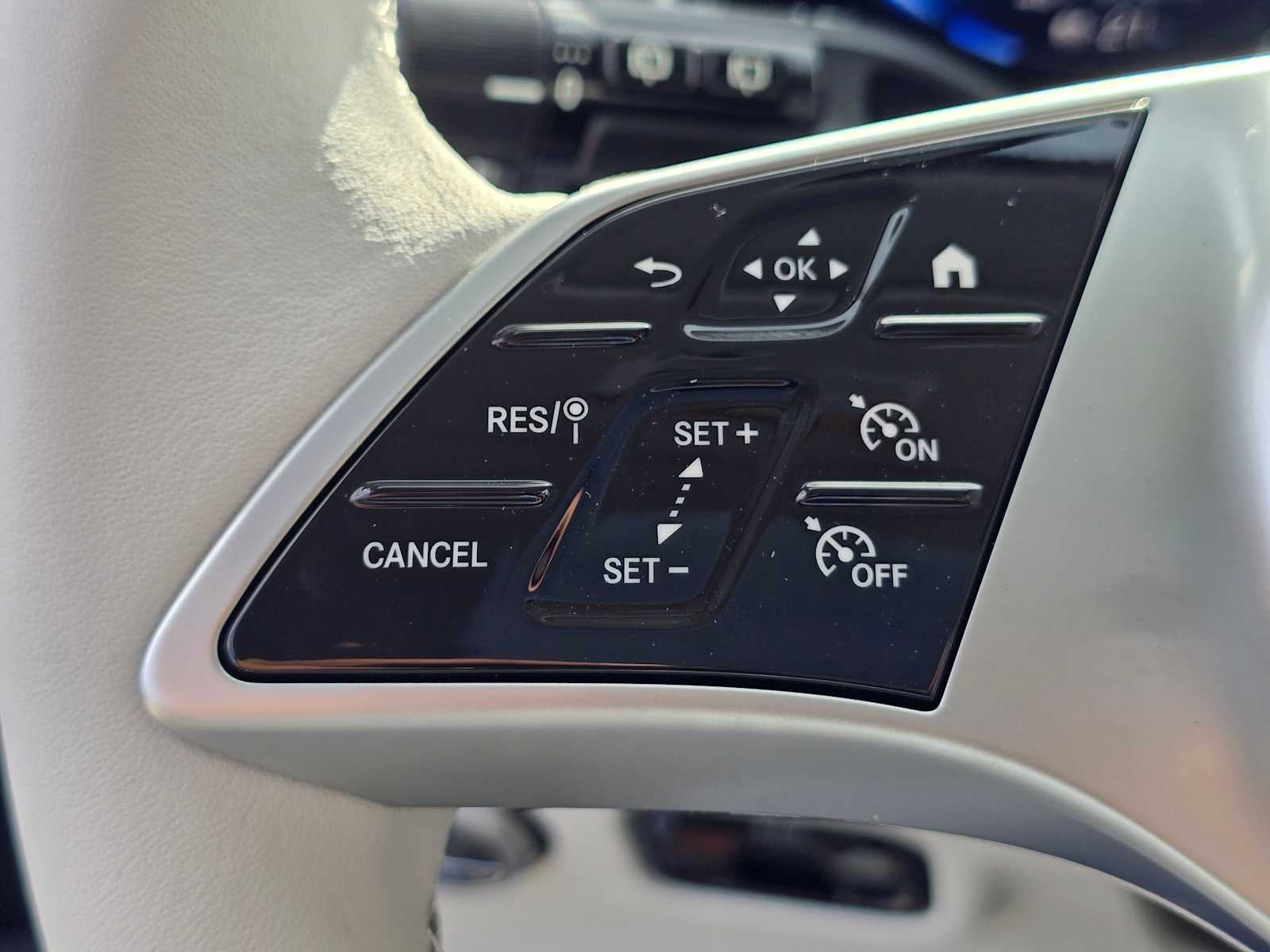 2027 Mercedes-Benz EQE 320 4MATIC® SUV