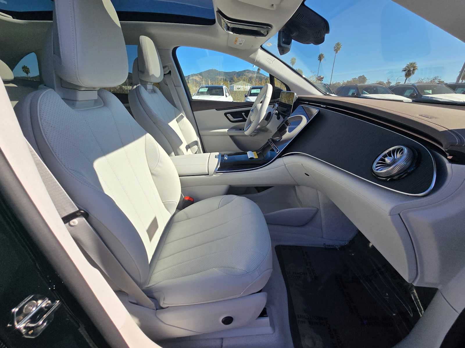 2027 Mercedes-Benz EQE 320+ SUV