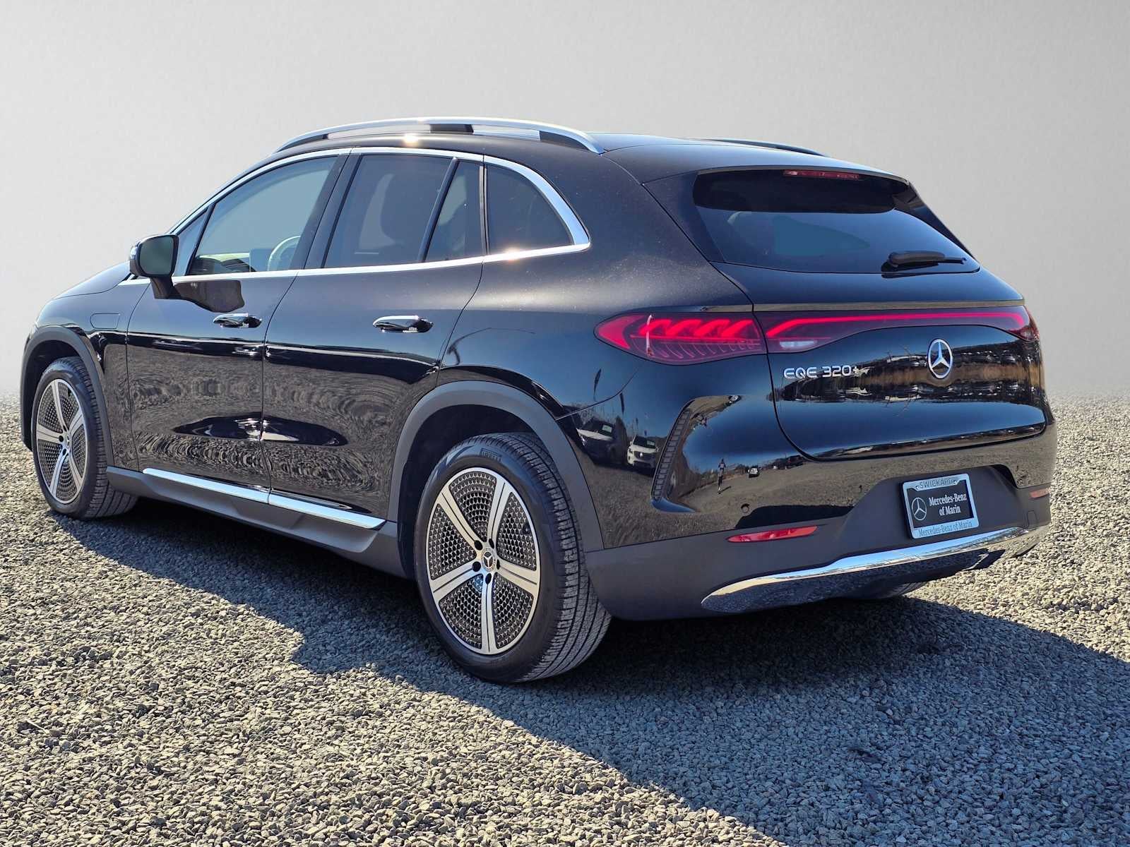 2027 Mercedes-Benz EQE 320+ SUV