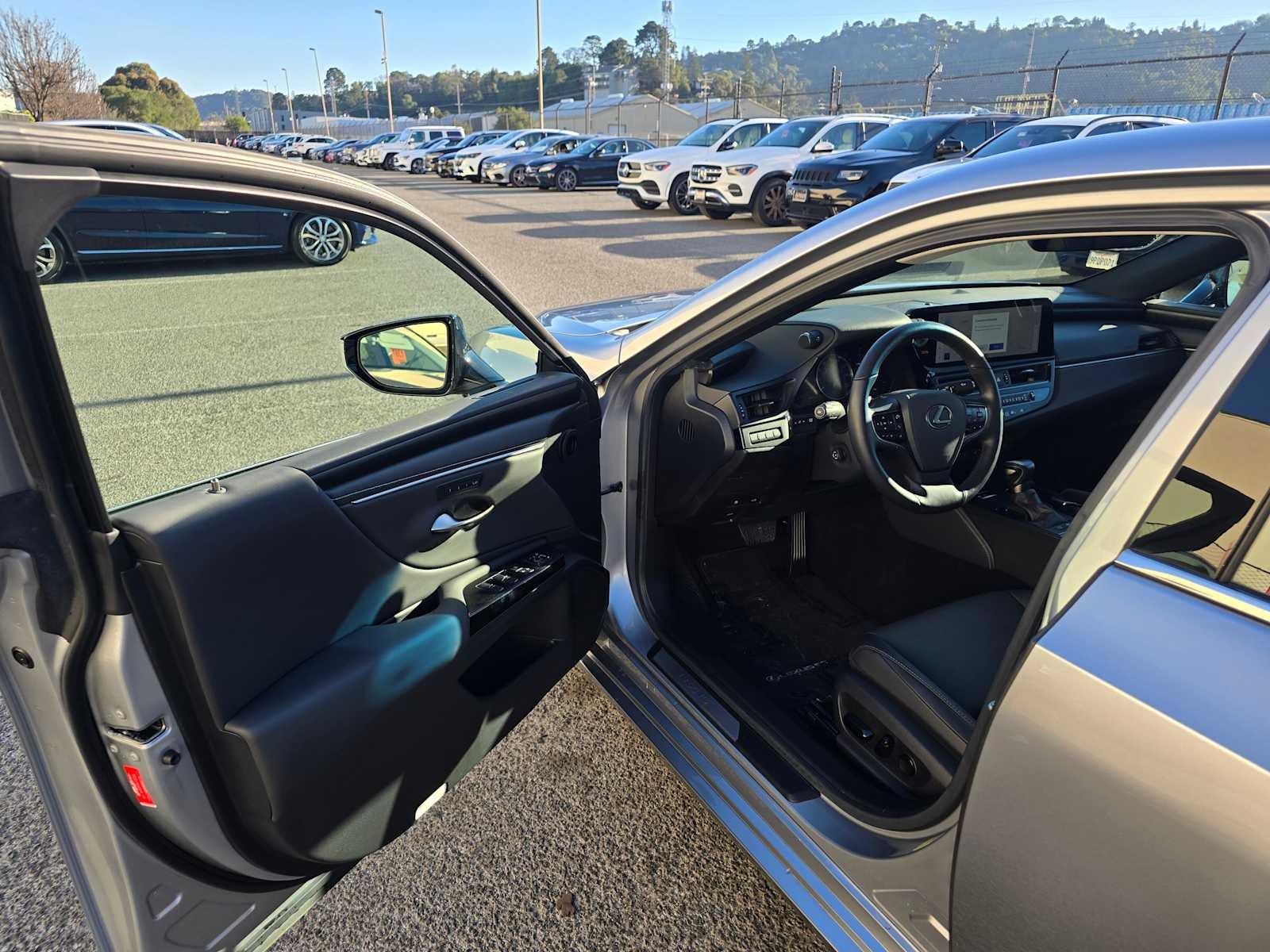 2025 Lexus ES ES 300h