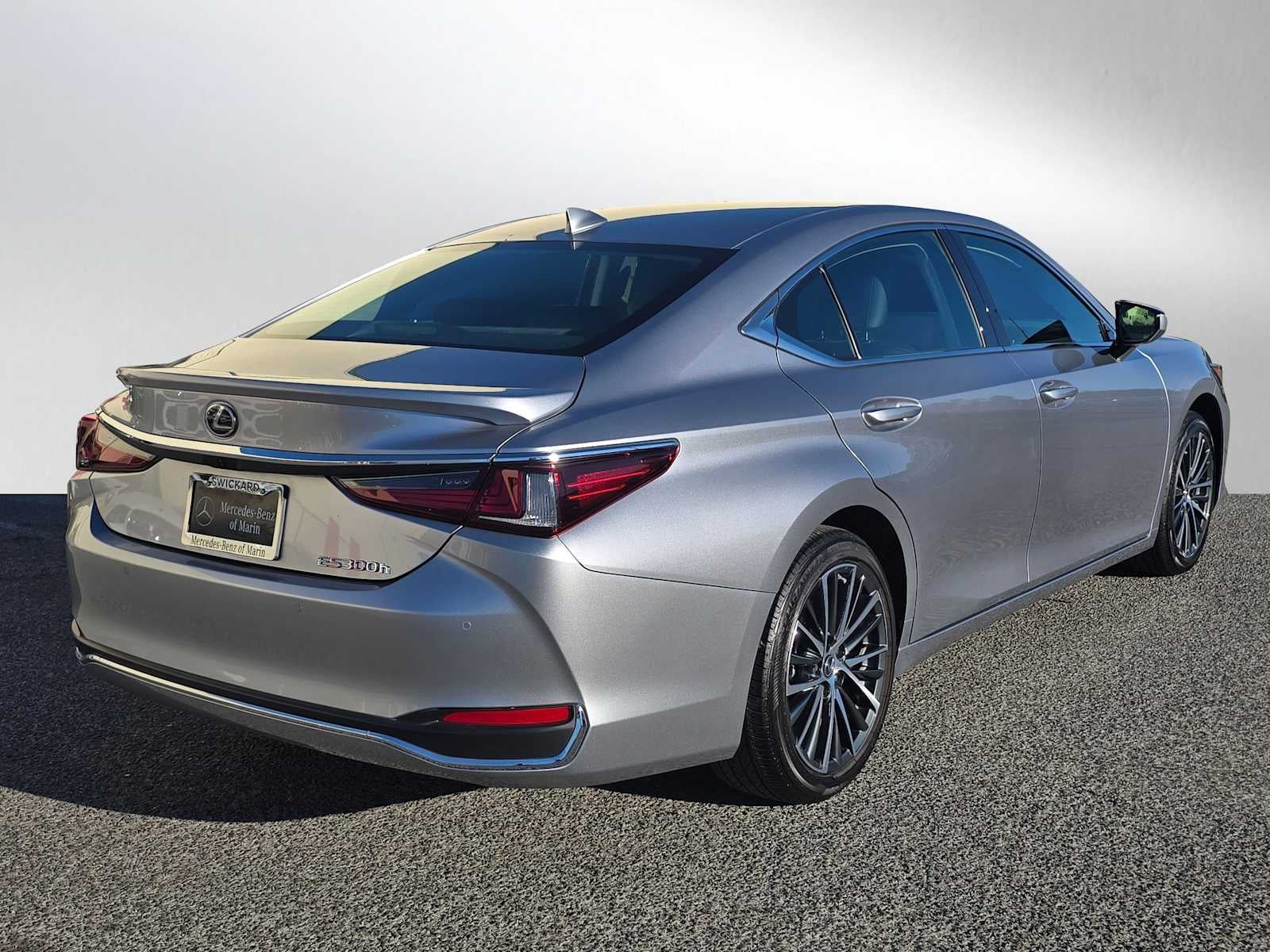 2025 Lexus ES ES 300h