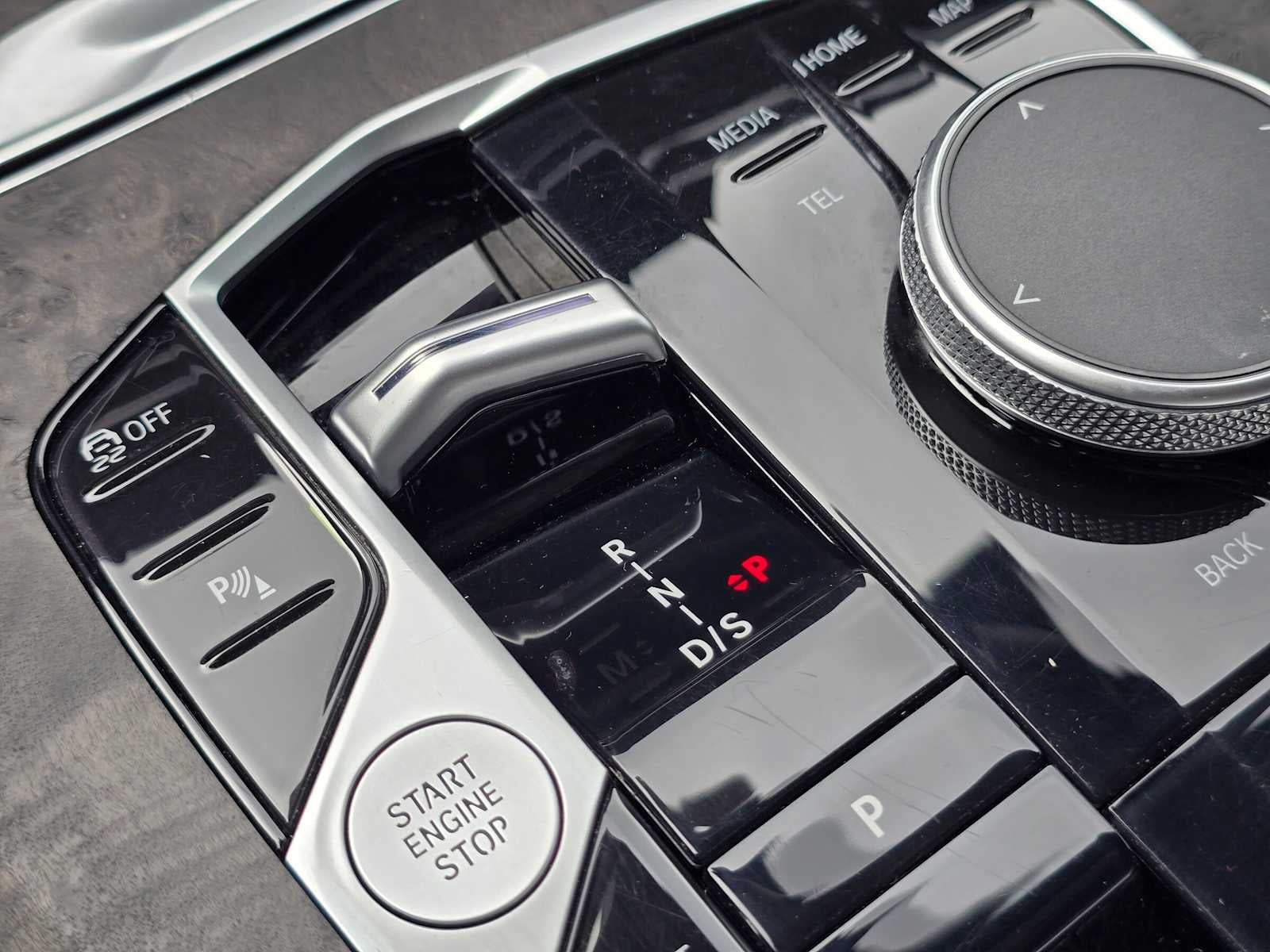 2025 BMW X5 xDrive40i xDrive40i