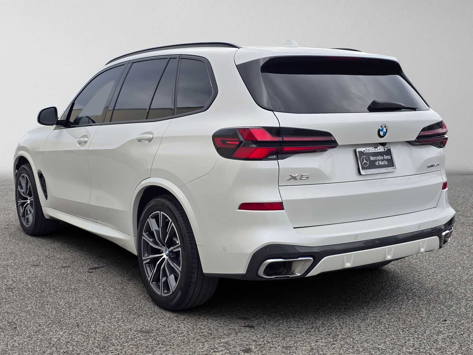 2025 BMW X5 xDrive40i xDrive40i