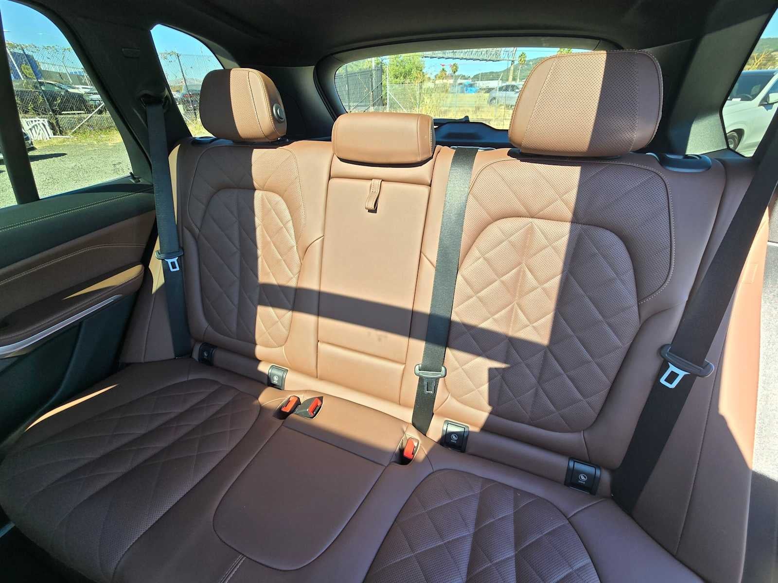 2025 BMW X5 xDrive40i xDrive40i
