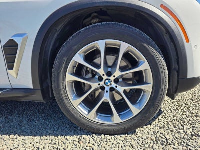 2025 BMW X5 xDrive40i xDrive40i