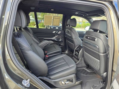 2025 BMW X7 M60i M60i