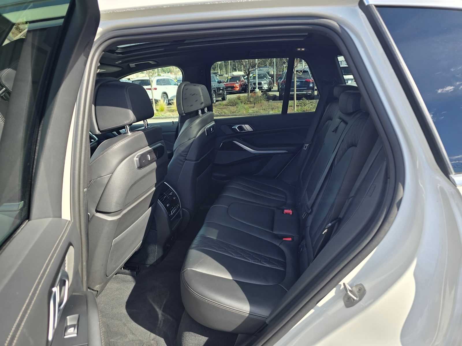 2025 BMW X5 xDrive50e xDrive50e