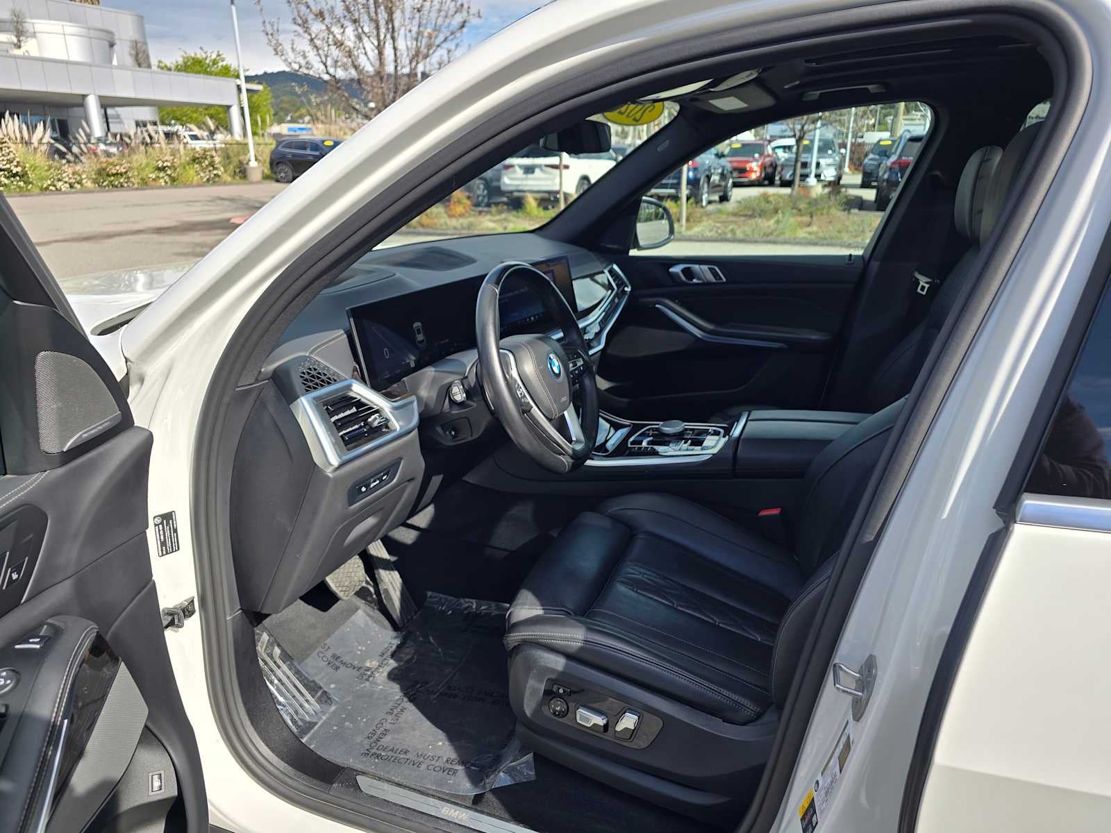 2025 BMW X5 xDrive50e xDrive50e