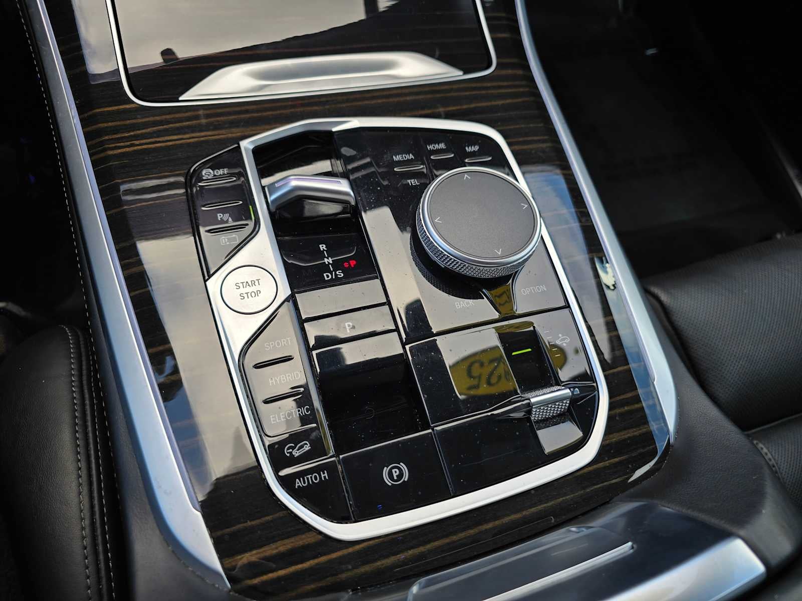 2025 BMW X5 xDrive50e xDrive50e