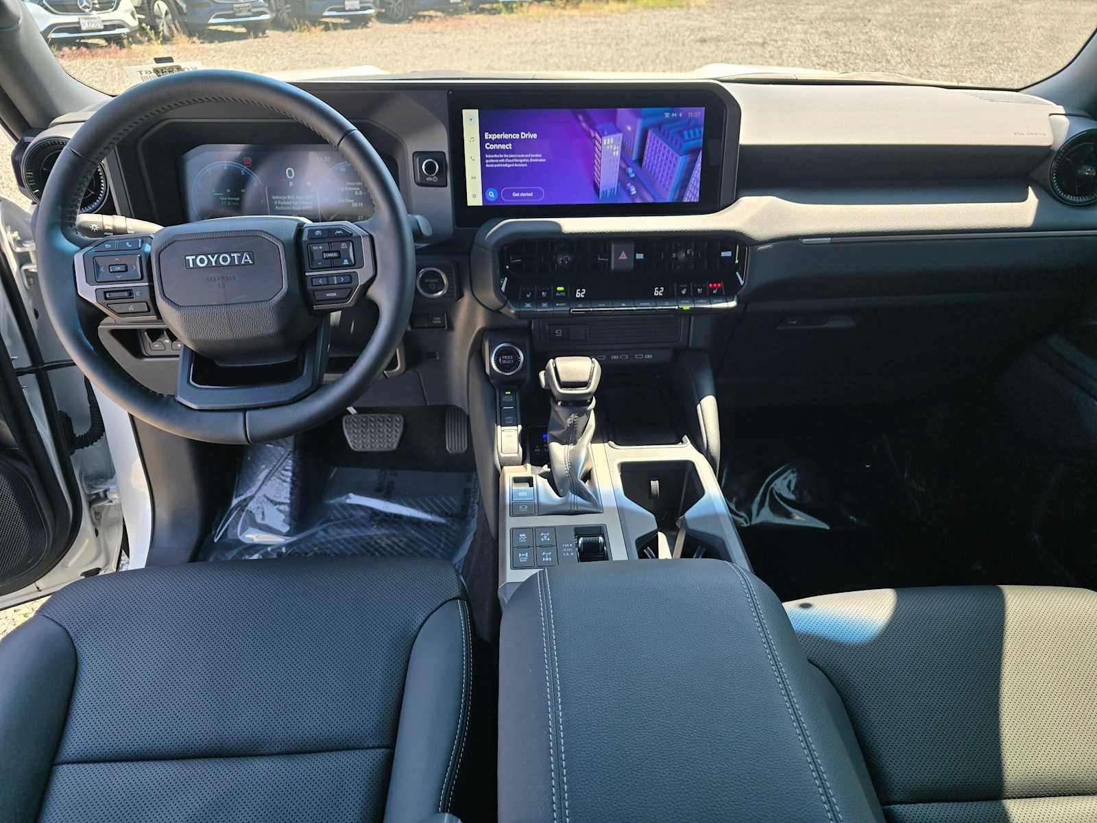 2025 Toyota Land Cruiser 4WD (Natl)