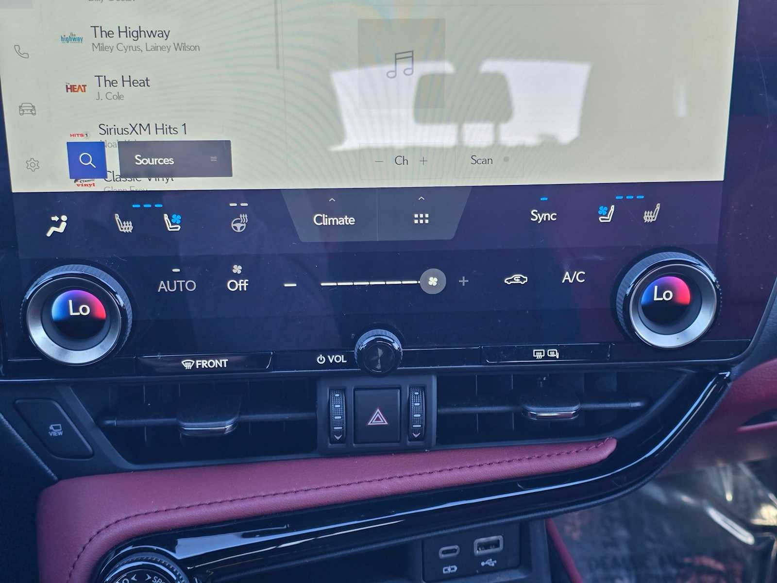 2025 Lexus NX 350h Premium