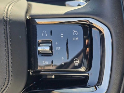 2025 Land Rover Range Rover Velar Dynamic SE