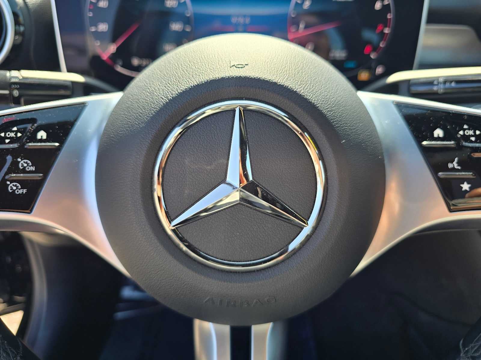 2025 Mercedes-Benz C 300 Sedan