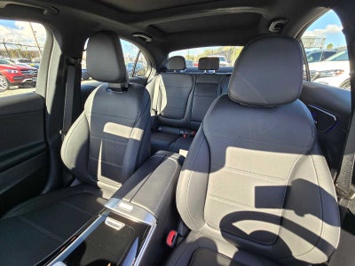 2027 Mercedes-Benz C 300 4MATIC® Sedan