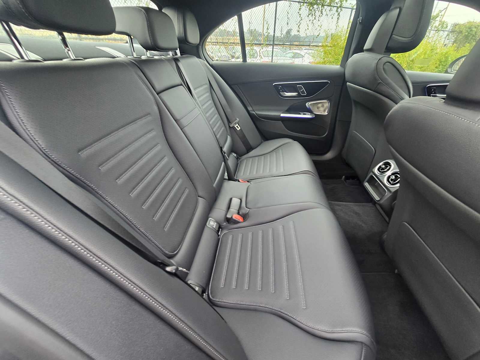 2025 Mercedes-Benz C 300 C 300