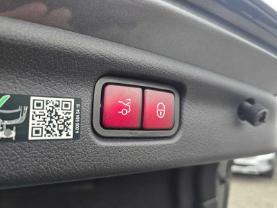 2025 Mercedes-Benz C 300 C 300