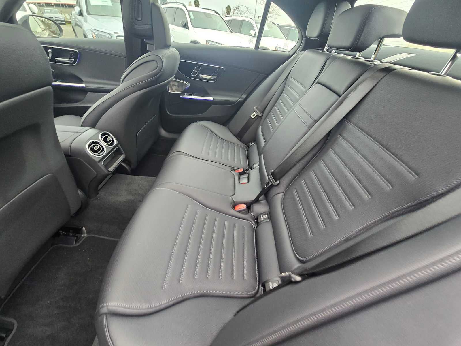 2025 Mercedes-Benz C 300 C 300