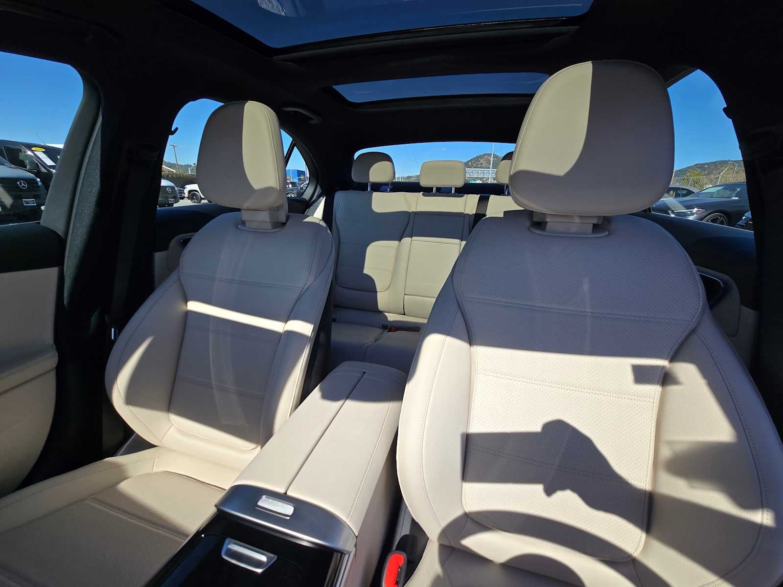 2026 Mercedes-Benz C 300 4MATIC® Sedan