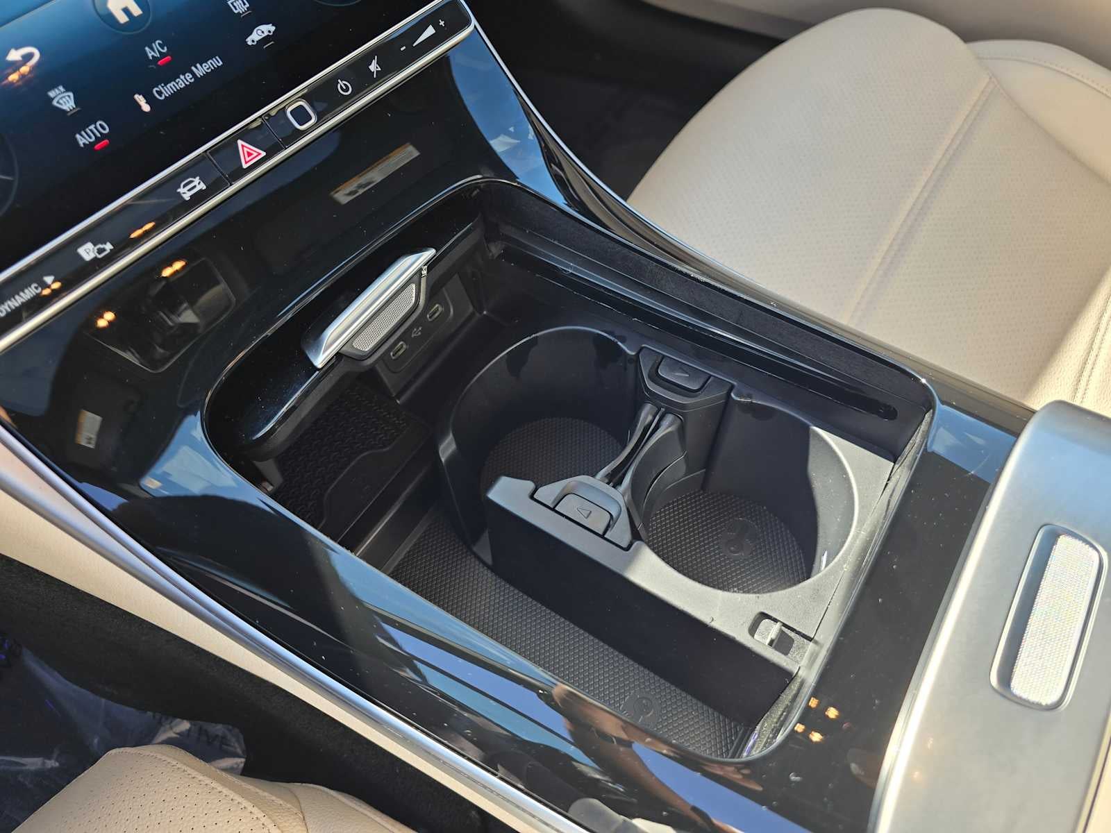 2026 Mercedes-Benz C 300 4MATIC® Sedan