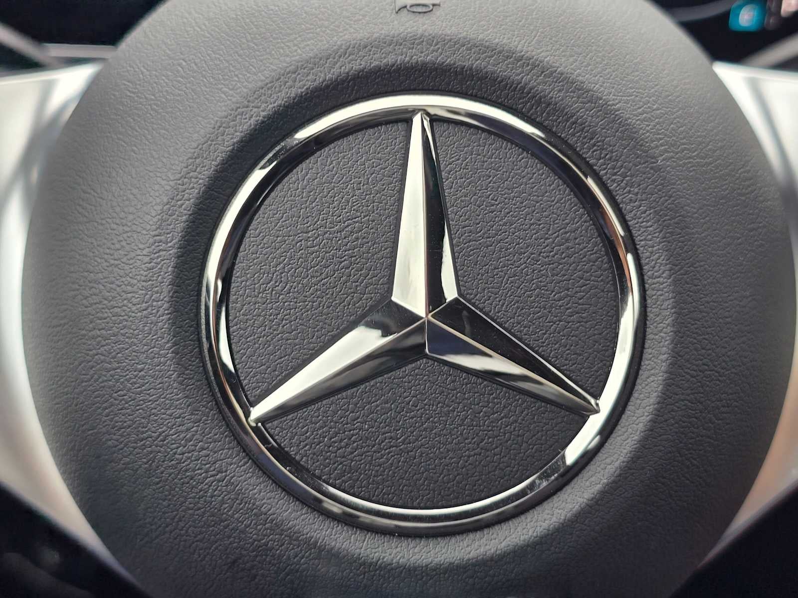 2027 Mercedes-Benz C 300 4MATIC® Sedan