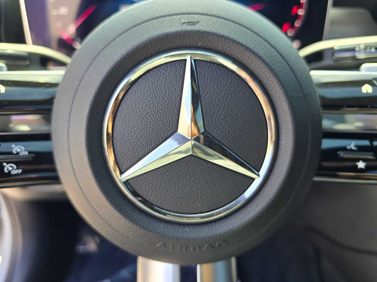 2025 Mercedes-Benz C 300 4MATIC® Sedan