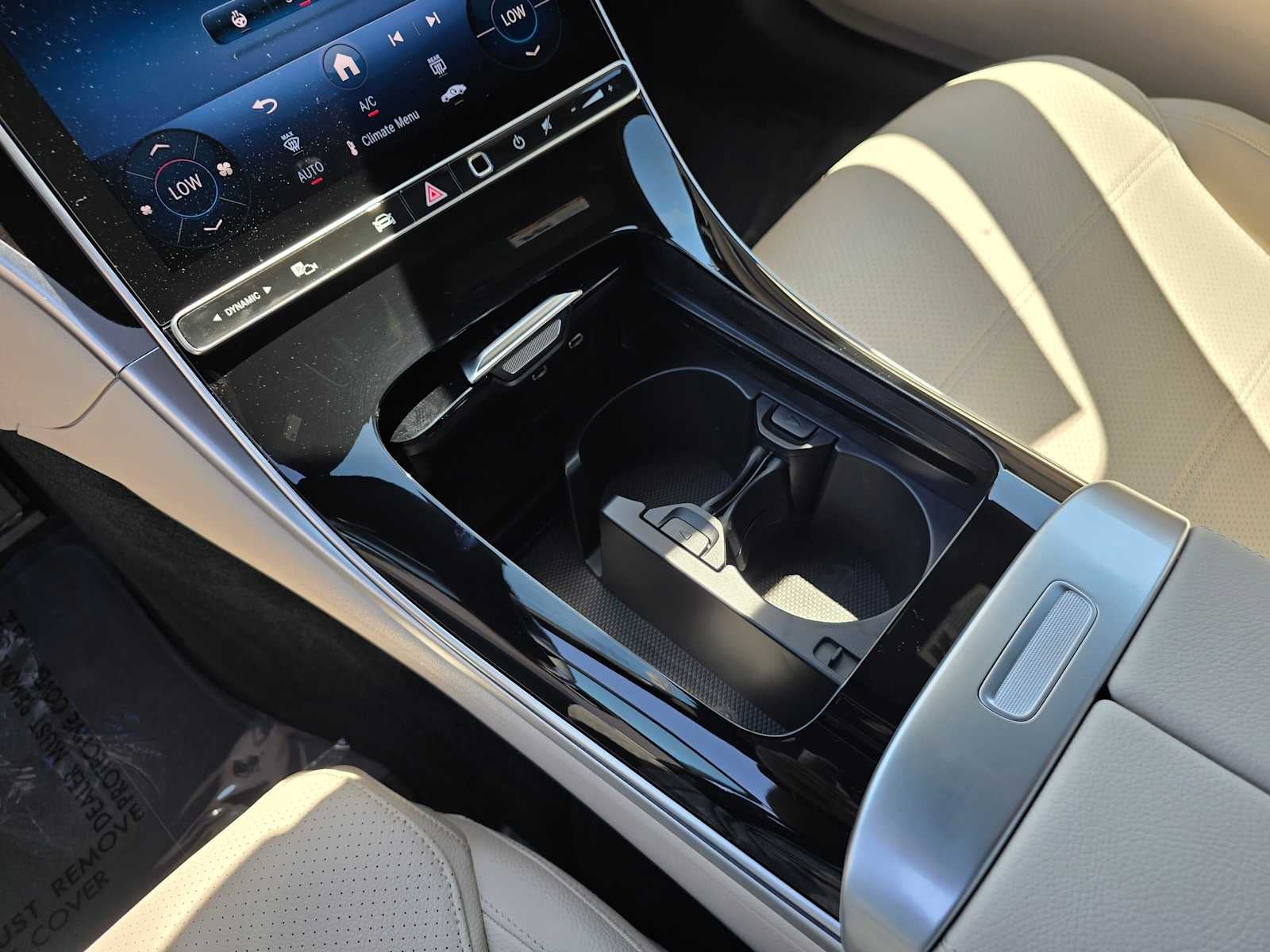 2026 Mercedes-Benz C 300 4MATIC® Sedan