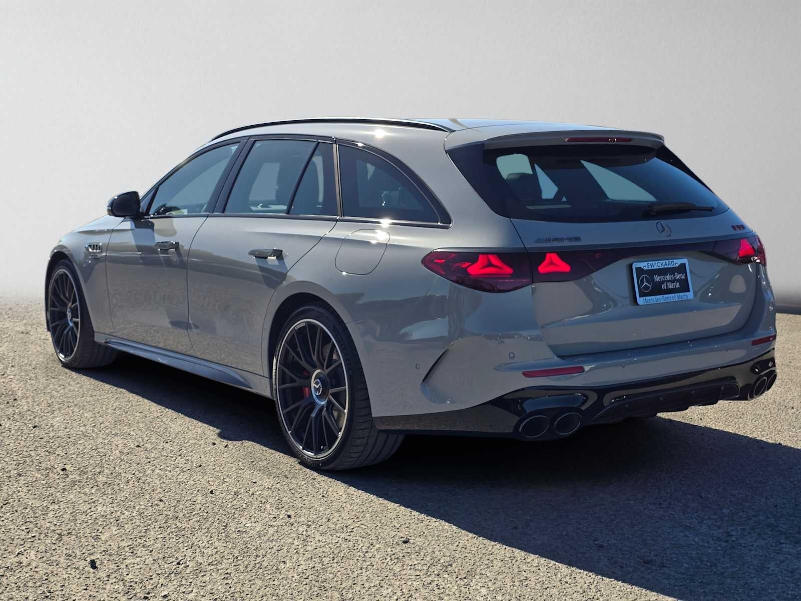 2027 Mercedes-Benz AMG® E 53 Hybrid Wagon