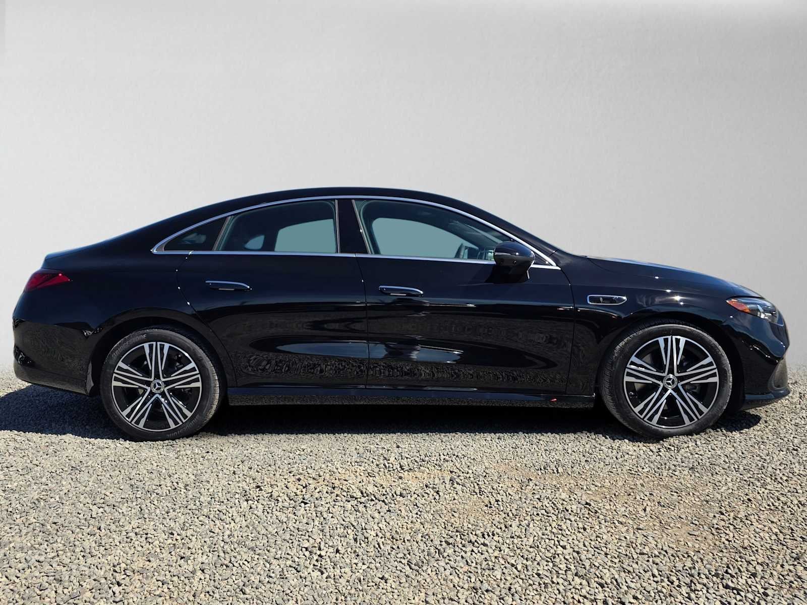2027 Mercedes-Benz CLA 220 Hybrid FWD