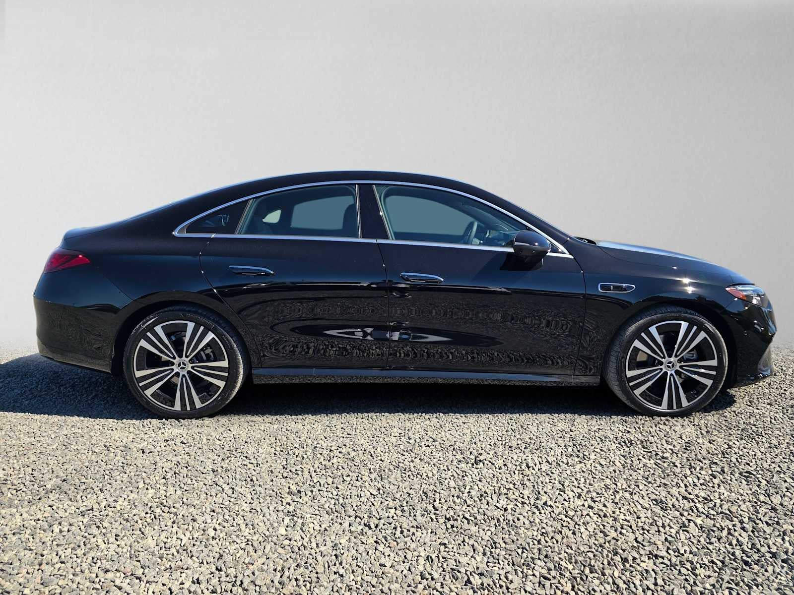2027 Mercedes-Benz CLA 220 Hybrid FWD