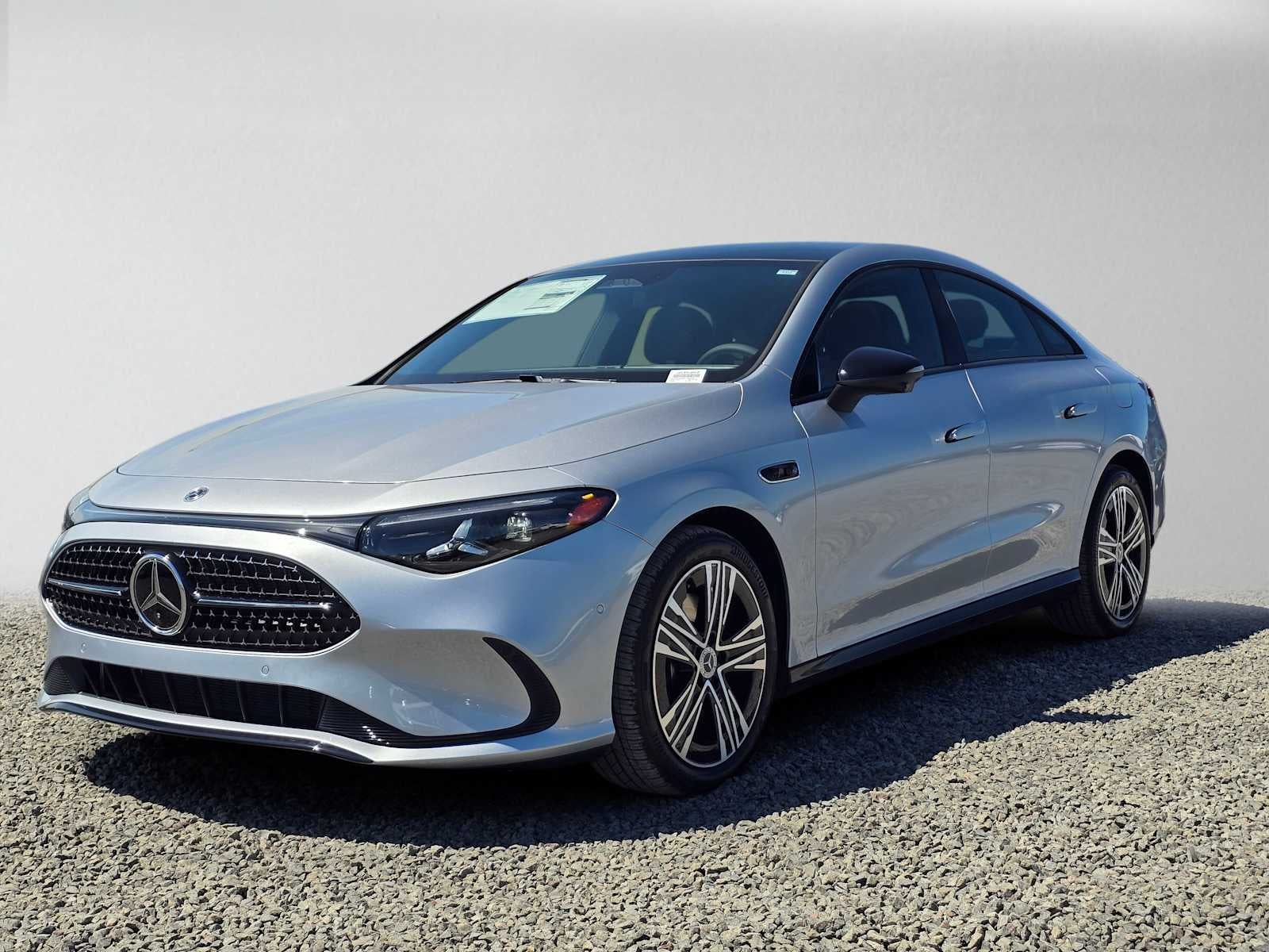 2027 Mercedes-Benz CLA 220 Hybrid FWD