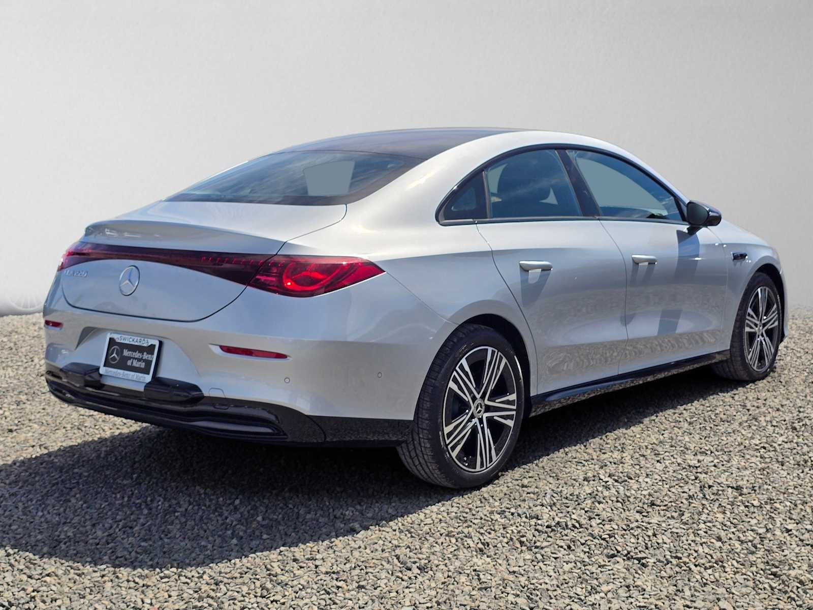 2027 Mercedes-Benz CLA 220 Hybrid FWD