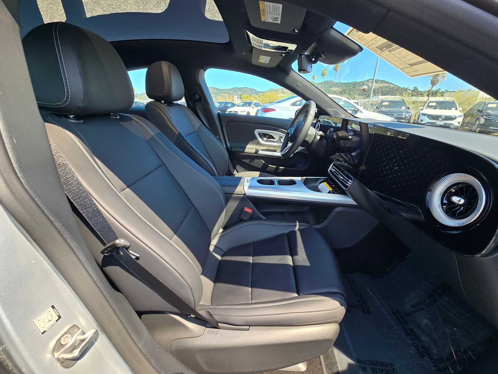 2027 Mercedes-Benz CLA 220 Hybrid FWD