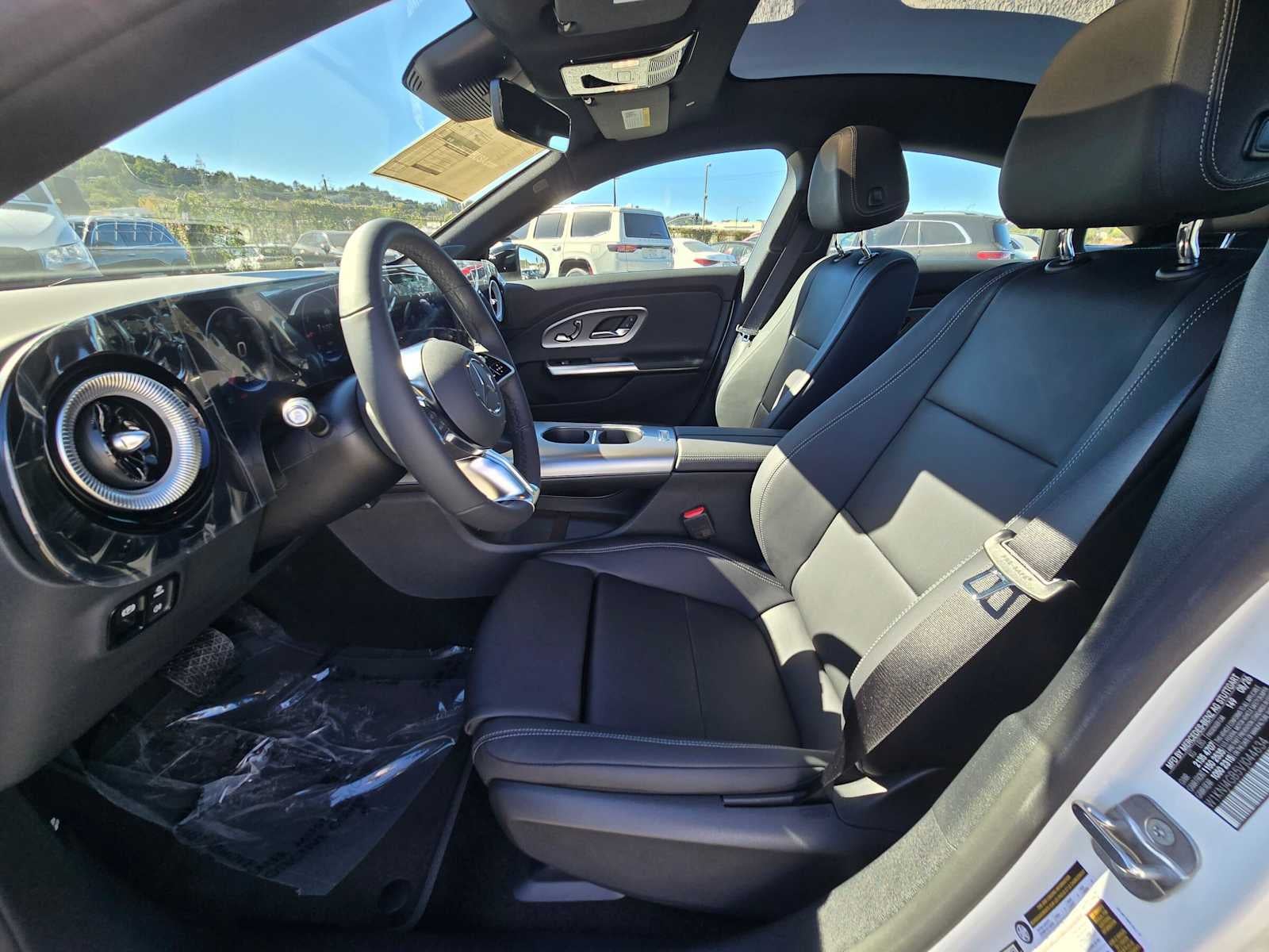 2027 Mercedes-Benz CLA 220 Hybrid FWD