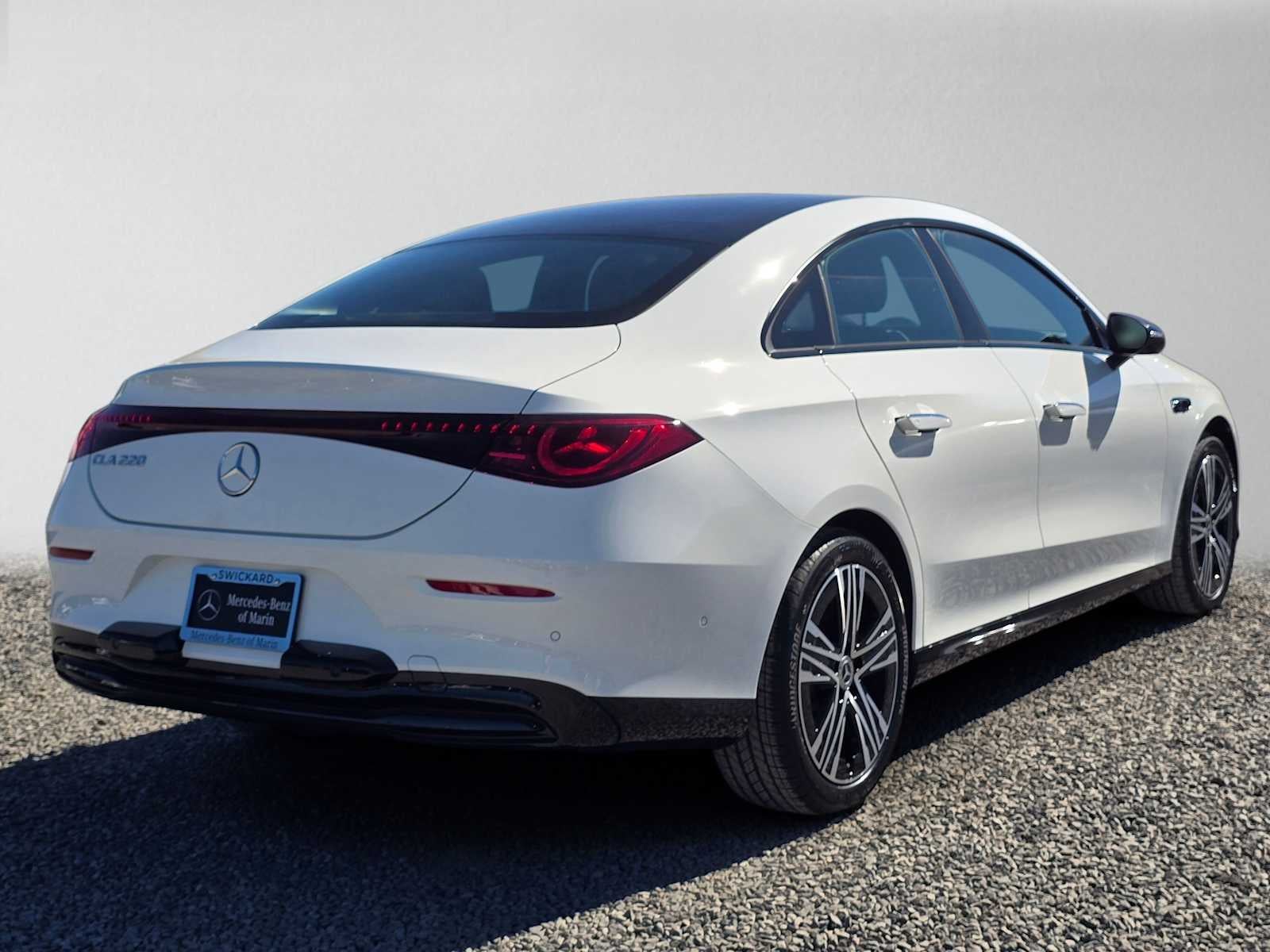 2027 Mercedes-Benz CLA 220 Hybrid FWD