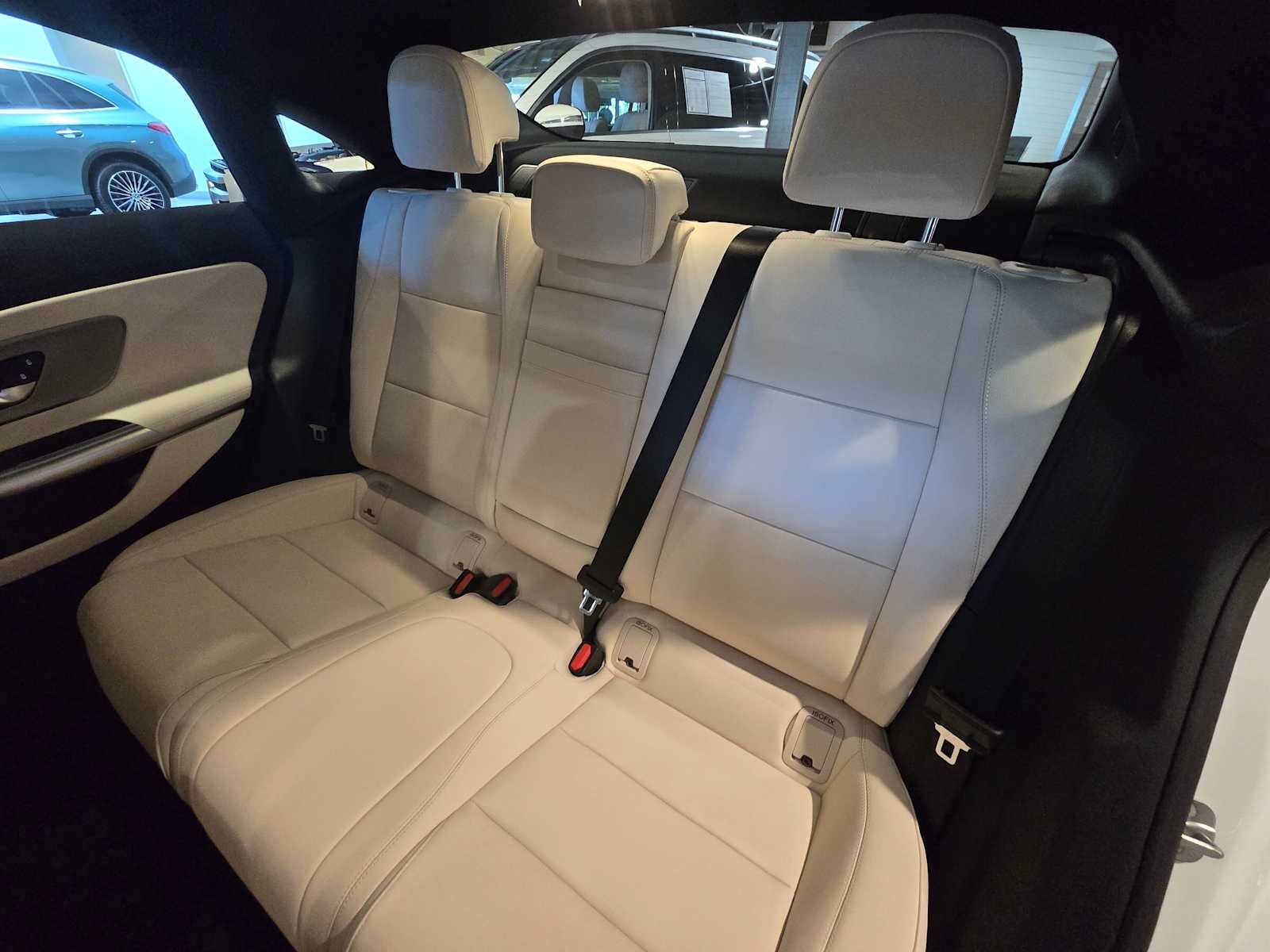 2027 Mercedes-Benz CLA 220 Hybrid FWD