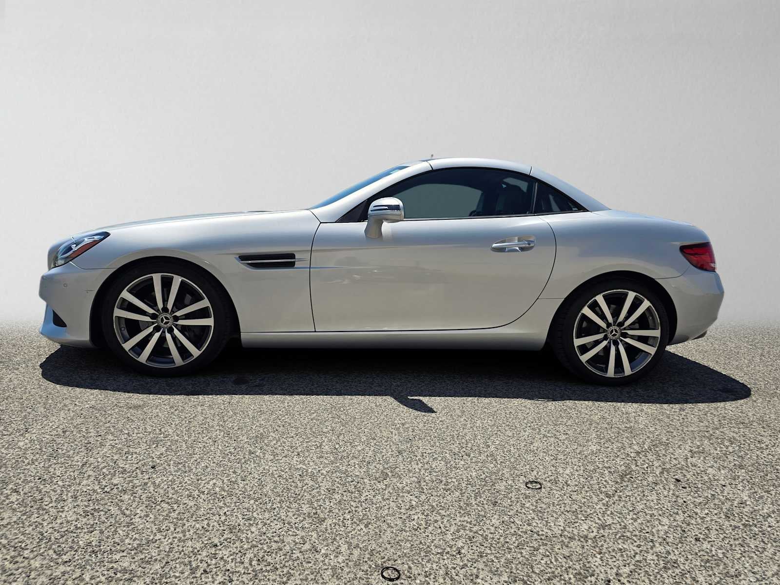 2020 Mercedes-Benz SLC 300 Roadster