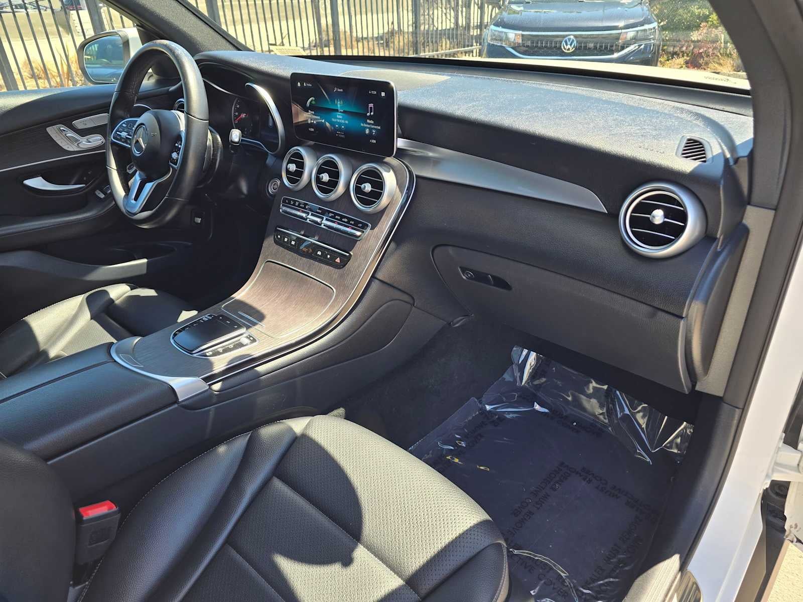 2022 Mercedes-Benz GLC 300 SUV
