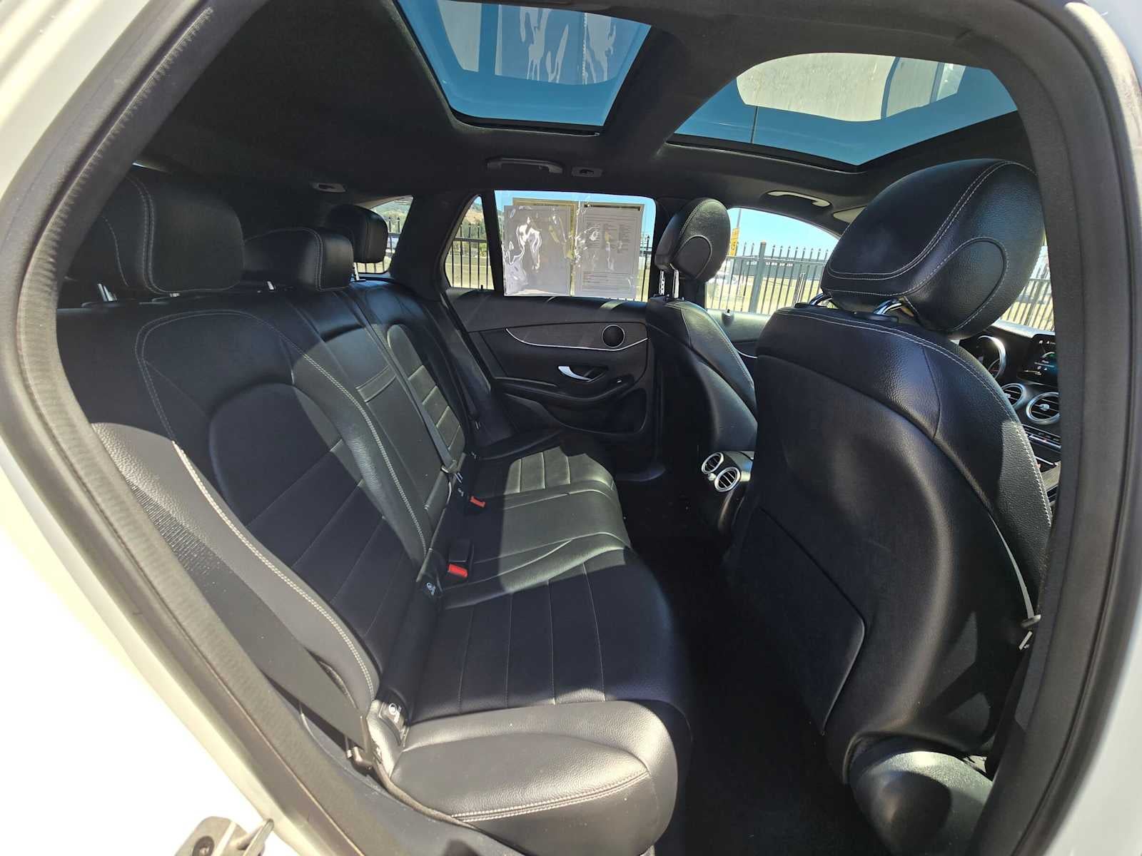 2022 Mercedes-Benz GLC 300 SUV