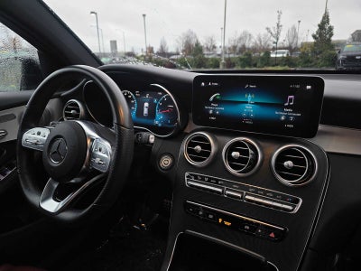 2021 Mercedes-Benz GLC GLC 300