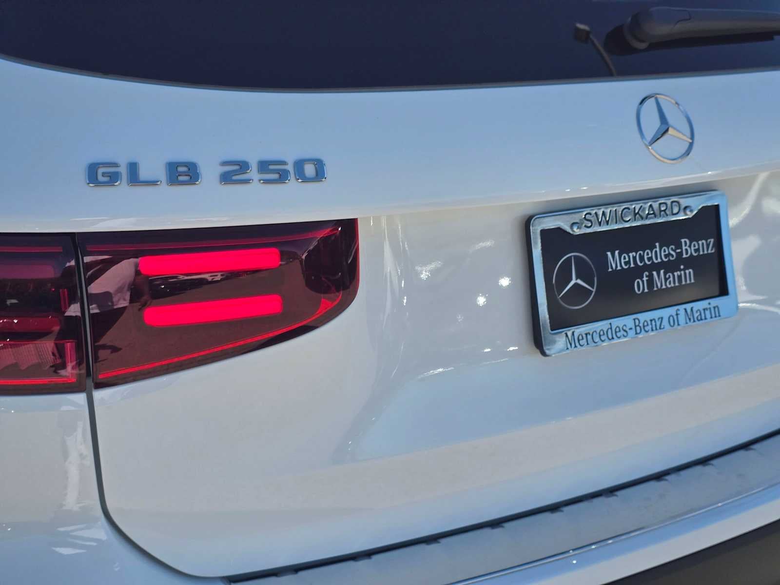 2026 Mercedes-Benz GLB 250 SUV