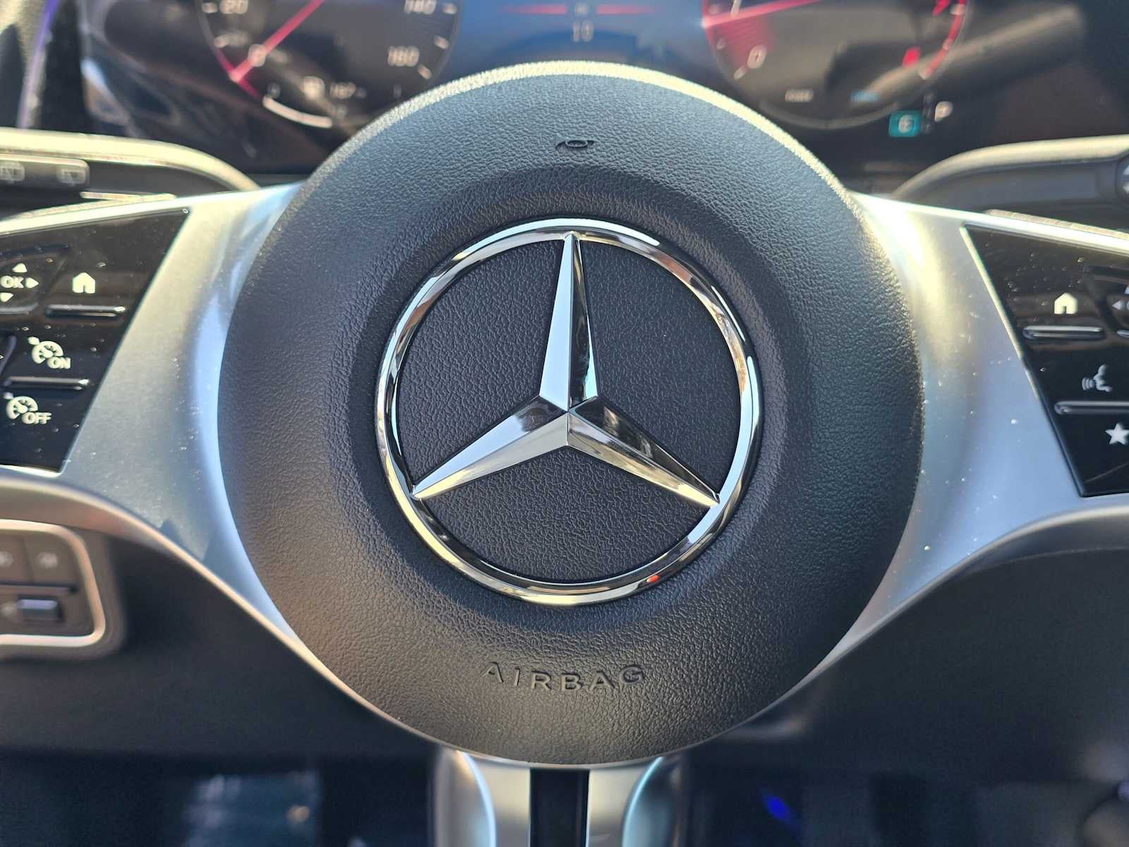 2026 Mercedes-Benz GLB 250 SUV
