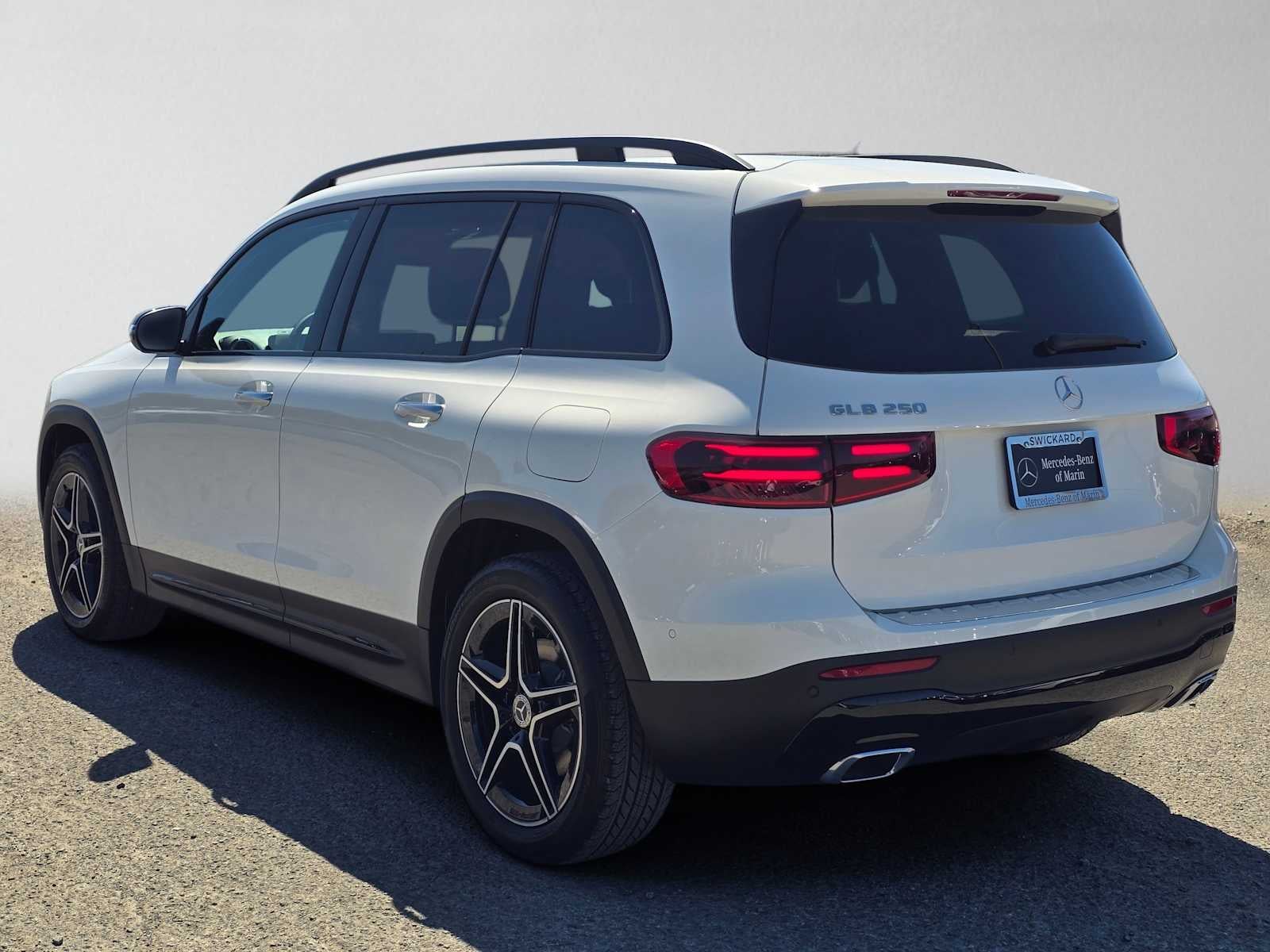 2026 Mercedes-Benz GLB 250 SUV