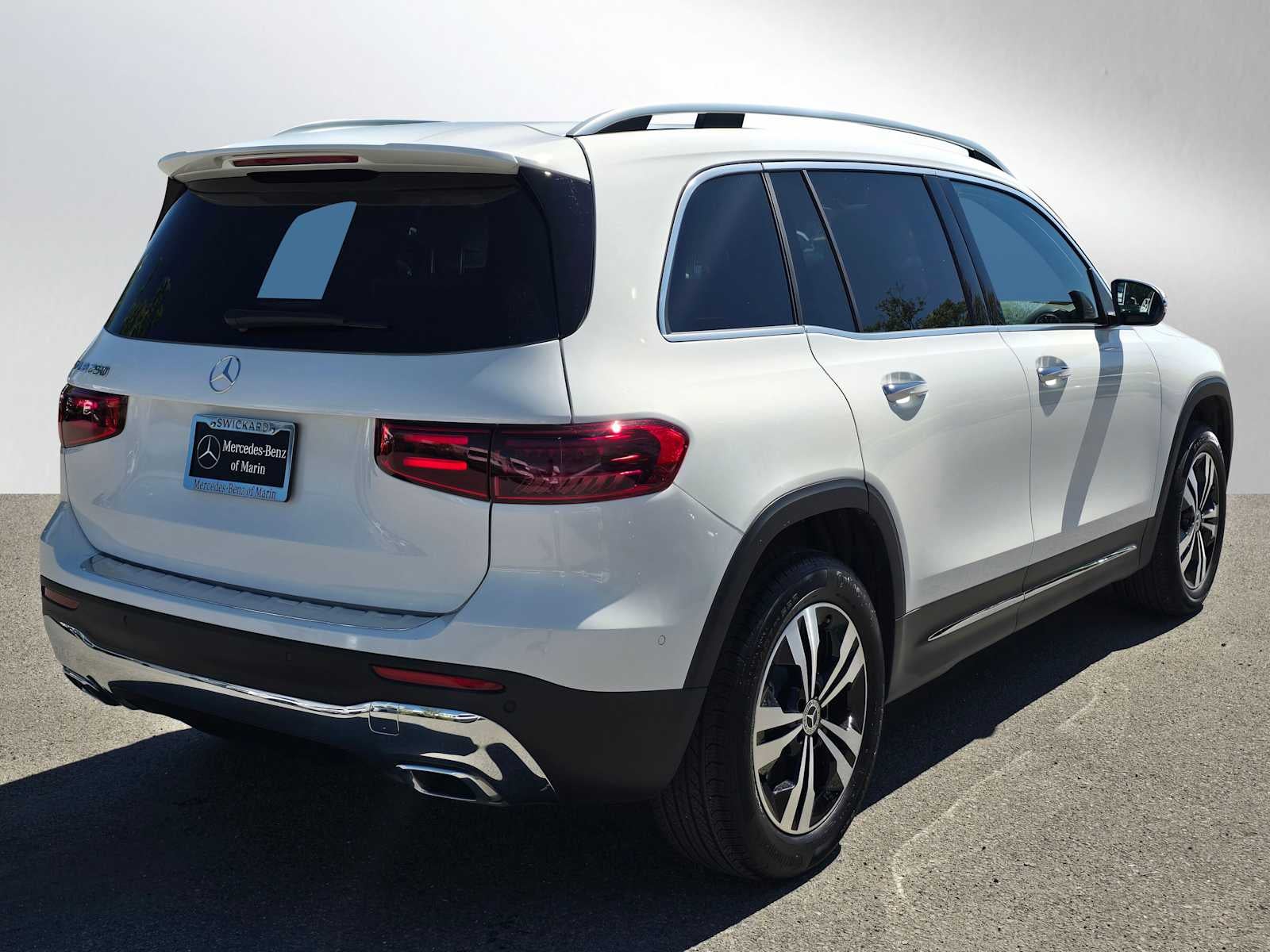 2026 Mercedes-Benz GLB 250 SUV