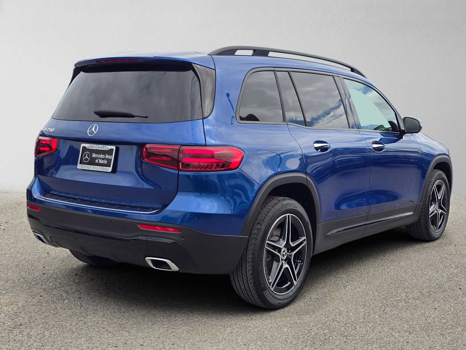 2026 Mercedes-Benz GLB 250 SUV