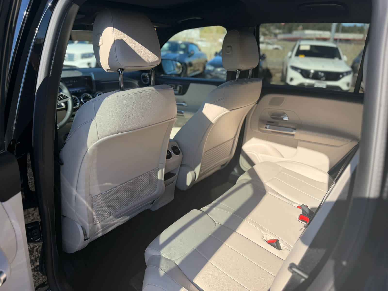 2026 Mercedes-Benz GLB 250 SUV