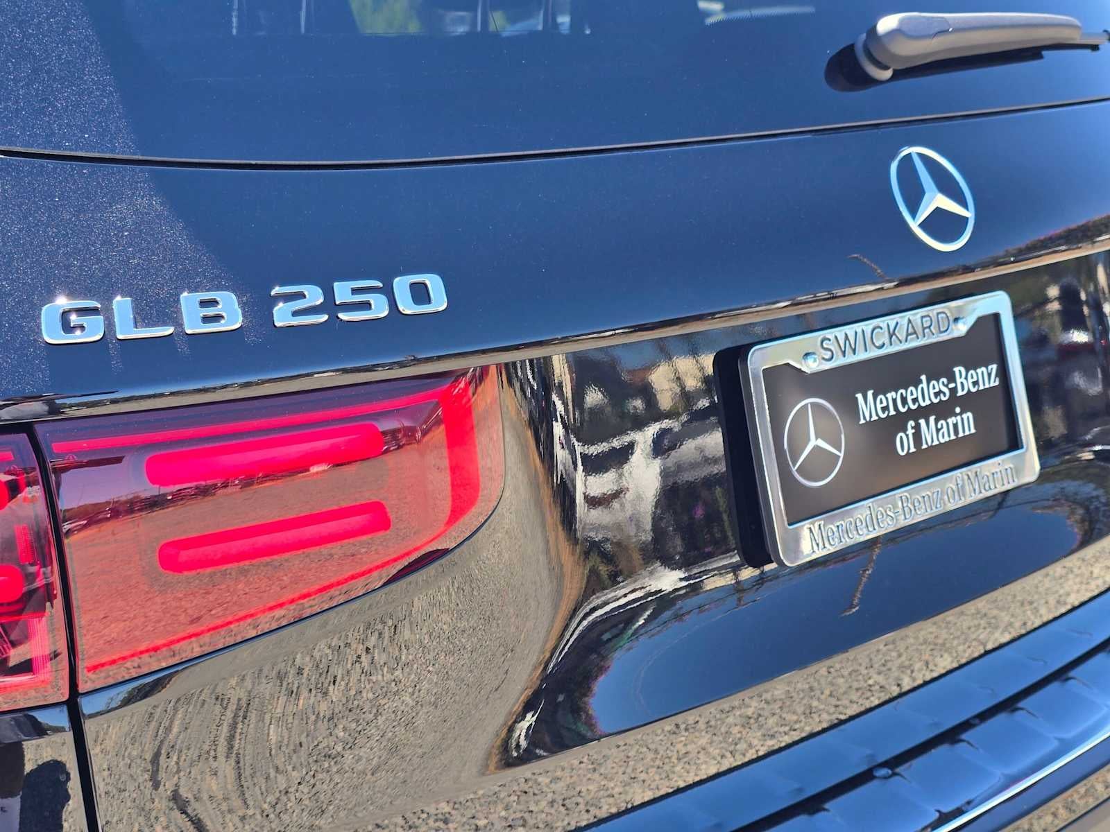 2026 Mercedes-Benz GLB 250 SUV
