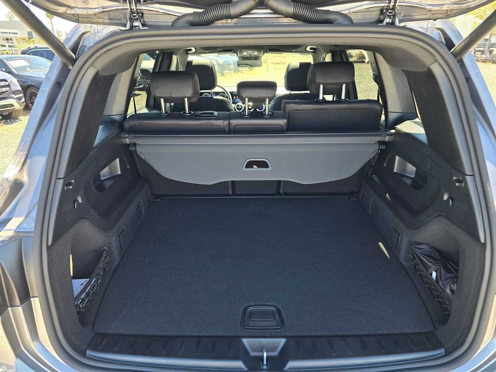 2026 Mercedes-Benz GLB 250 SUV