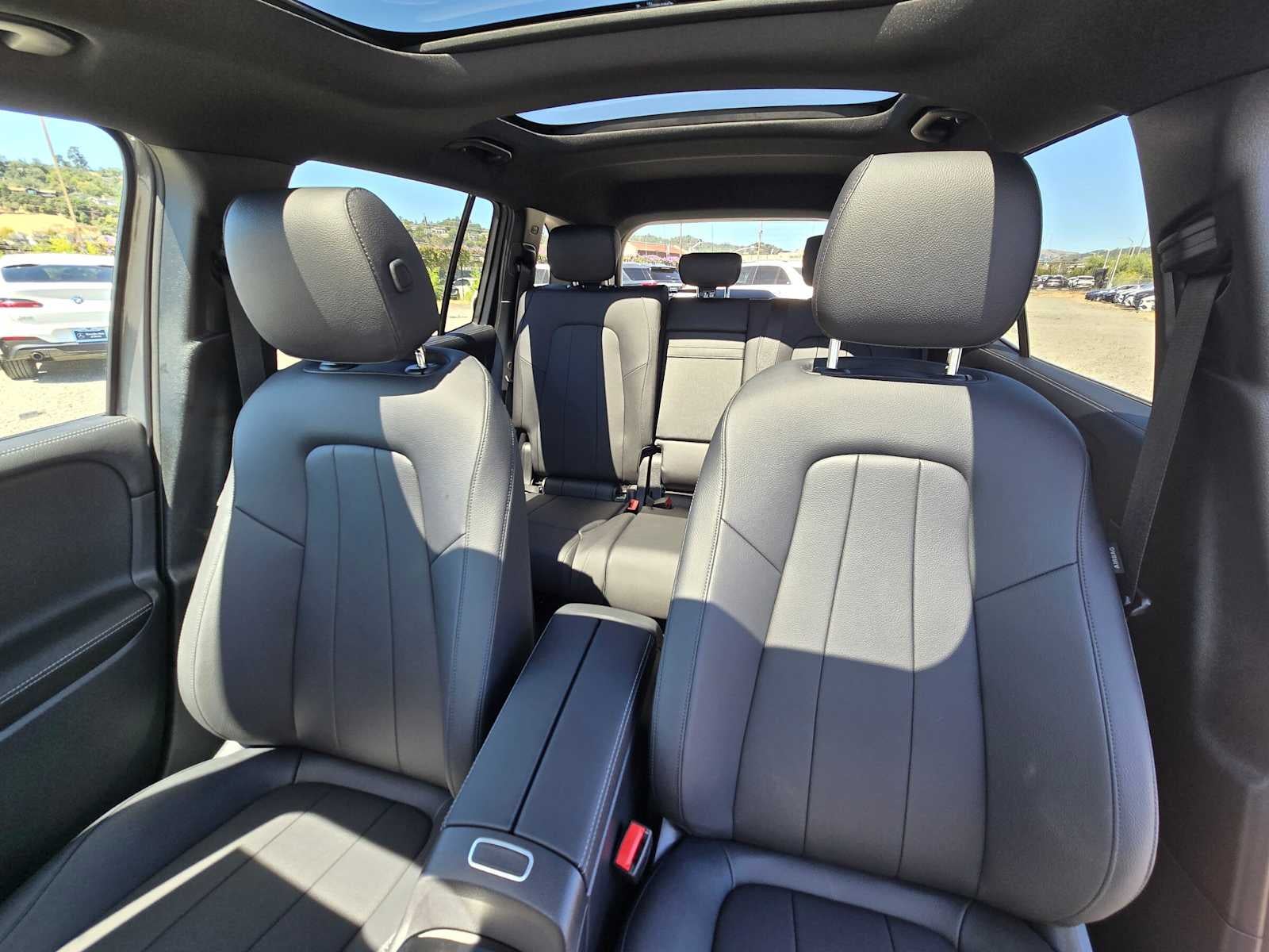 2026 Mercedes-Benz GLB 250 SUV