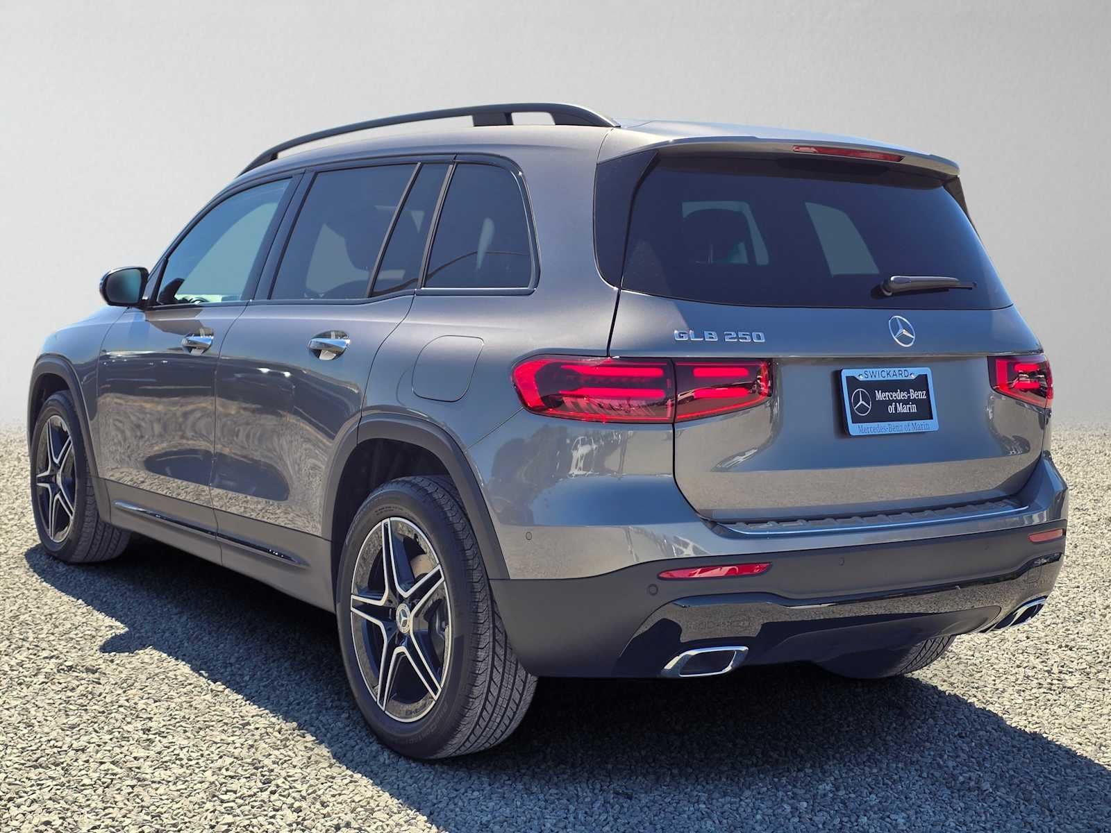 2026 Mercedes-Benz GLB 250 SUV