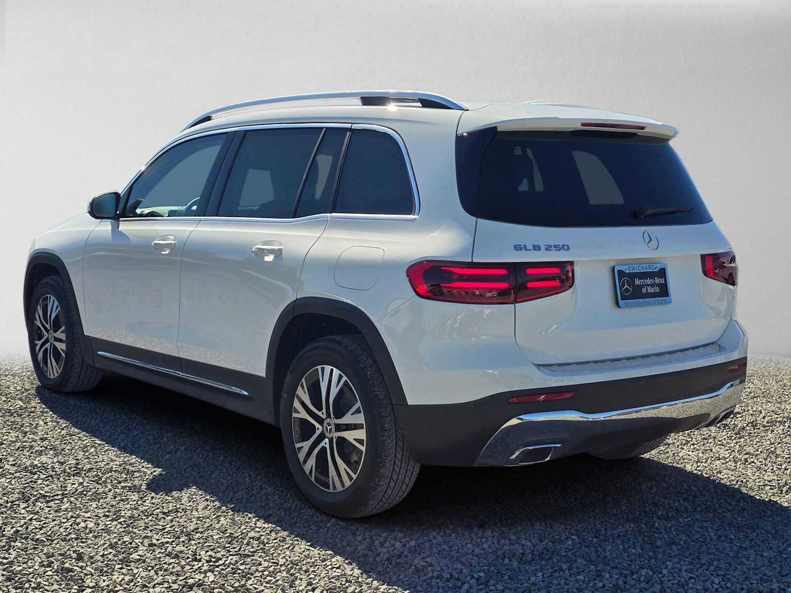 2026 Mercedes-Benz GLB 250 SUV